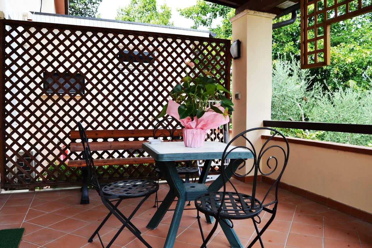 Tenuta Gran Paradiso Hotel Palombara Sabina Bagian luar foto