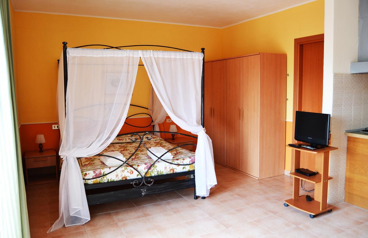 Tenuta Gran Paradiso Hotel Palombara Sabina Bagian luar foto