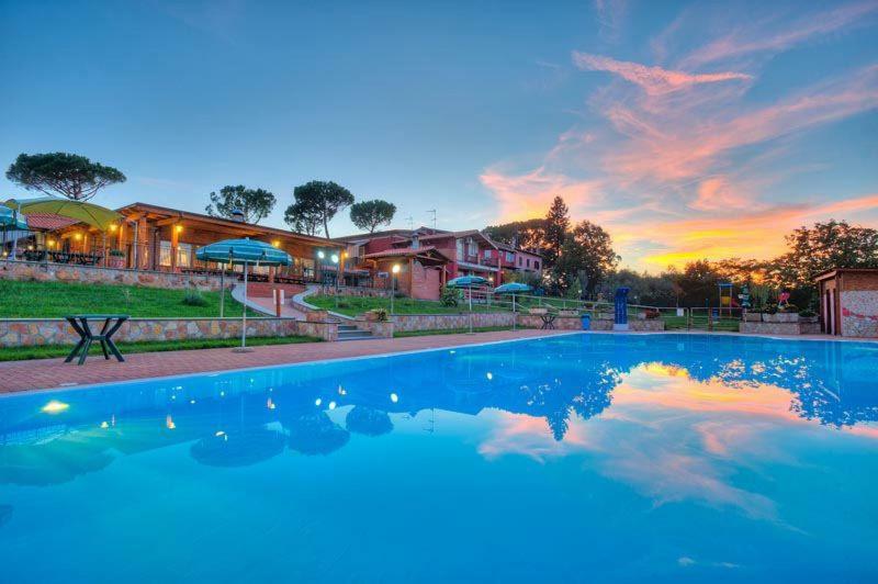 Tenuta Gran Paradiso Hotel Palombara Sabina Bagian luar foto
